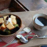 カフェ Chá Wū Jiā Mèng Comida