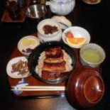 うな Píng Comida