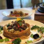 Tiān Xiāng Gé Zhōng Cān Tīng Comida