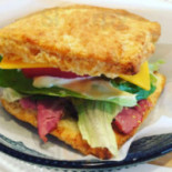 パニパニ Comida