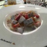Mù Yáng Shǎo Nián Kā Fēi Chá Jiǔ Guǎn Comida