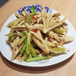 Jiǎo Diān Shǒu Gōng Jiǎo Zi Yún Tūn Zhuān Mén Diàn Comida