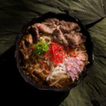 Khao Piak Udon Comida