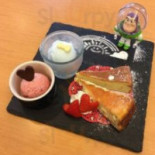 ぐすたーれ Comida