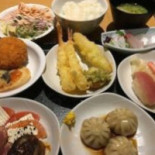 Gǎng Tīng Shí Táng Hǎi つばき Comida