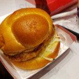 マクドナルド Zhì Mù Dōng Kǒu Diàn Comida