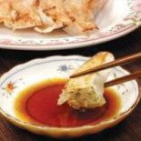 Jiǎo Zi の Wáng Jiāng Zuǒ Hè Mèng Xiào Diàn Comida