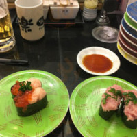 Huí Zhuǎn Shòu し Yú Yī Xīn Xiǎo Zūn Diàn Comida