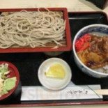 Shí Shèng Lù Zhuī そば Comida