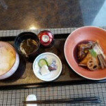 Xiv Niǎo Yǔ Comida