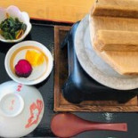 Xiū Xiá Cūn Dà Jiǔ Yě Dǎo レストラン Comida