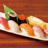 さかなや Dào Chǎng Zuǒ Shì Bǎo Yì Qián Diàn Comida