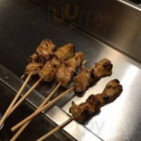 Qiū Jí Fú Jǐng Yì Qián Diàn Comida