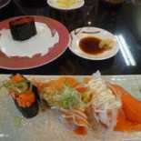 Huí Zhuǎn Shòu し Xún Lè Shān Xiǎo Mù Liǔ Tīng Diàn Comida