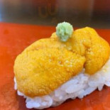 Yī Shì Yì Yì Zhōng Diàn Comida