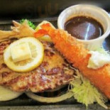 Shí Shāo ステーキ Zhuì Fù Shān Xī Diàn Comida