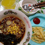 Jū Jiǔ Wū Shàn Lù Qián Gāo Tián Diàn Comida