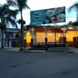 Warunk Elmakin Exterior