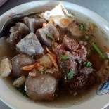 Baso Sop Balungan Pak Joyo Comida