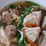 Baso Sop Balungan Pak Joyo Comida