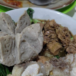 Baso Sop Balungan Pak Joyo Comida