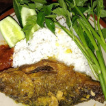 Rm. Cahaya Sari Comida
