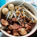 ร้านก๋วยเตี๋ยวไหมค่ะ Comida