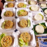 ล้านลาภไก่อบโอ่ง Comida