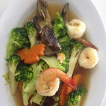 ร้านอาหารมังกรทอง Comida