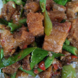 ครัวป้าแจ่ม(ปากท่อ) Comida