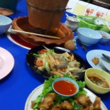 ครัวป้าแจ่ม(ปากท่อ) Comida