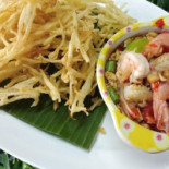 ครัวป้าแจ่ม(ปากท่อ) Comida