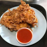 พรเพ็ญ Comida