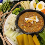 Huan Thip 456 food