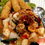 Huan Thip 456 food