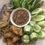 ห้องพักรัชชานนท์ Ratchanon Resort Guest House อ แก่งคอย จ สระบุรี Comida