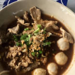 กรุงศรีก๋วยเตี๋ยวเรืออยุธยา Comida