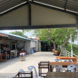 ร้านอาหารบ้านท่าไทร Exterior
