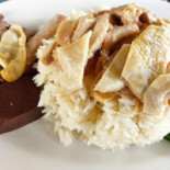 ข้าวมันไก่ นาย ต สาขา 1 Comida
