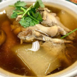 ข้าวต้มสมพงษ์ แยกบางคูวัด food