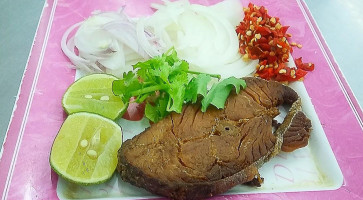 ข้าวต้มสมพงษ์ แยกบางคูวัด food