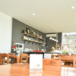 เดอะ การาจ (the Garage Cafe&guesthouse) Dentro