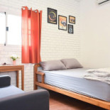 เดอะ การาจ (the Garage Cafe&guesthouse) Dentro