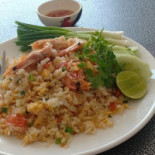 ผัดไทยไทเลย Comida