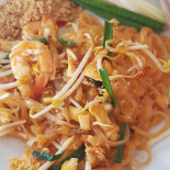 ผัดไทยบ้านสิงห์ Comida