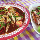 บัวลายตำถาด สาขา2 Comida