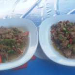 Pee Tho Comida