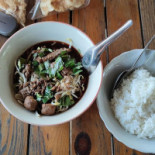 ร้านก๋วยเตี๋ยวสะพานเดโช Bebida