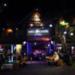 The Snapper Exterior