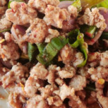 ครัวป้าฝน ไก่ย่างป้าฝน กาแฟสด Comida
